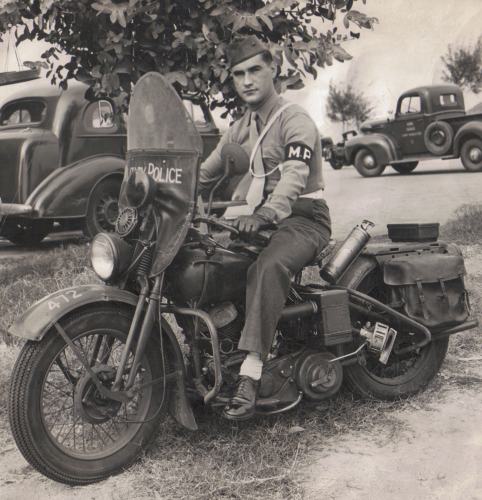 WWII HARLEY DAVIDSON MOTORCYCLE MODEL WLA TECHNICAL MANUAL BOOK TM 9-879 